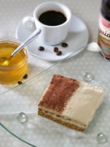 Lire la suite à propos de l’article Tiramisu au pain d’épices