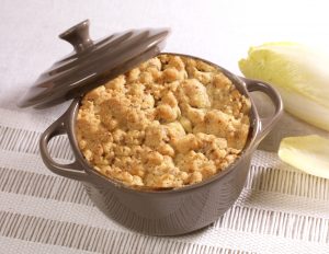 Lire la suite à propos de l’article Gratin d’endives au Maroilles et son crumble aux noix