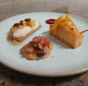 Assiette de desserts réalisés par les chefs de restauration collective de l'Artois en juin 2026